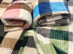 پتو مسافرتی مدل ژله ای پلیسه چهار خونه سایز 220 × 200 سانتی متر
